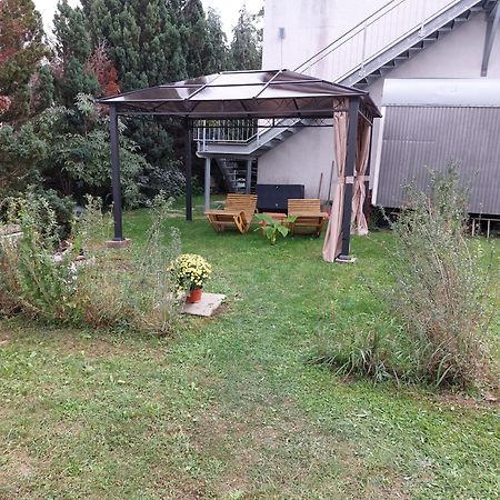 Ferienwohnung Lehmann Щауфен им Брайсгау Екстериор снимка